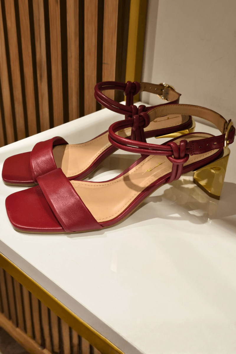 Sandália Statement Fúcsia