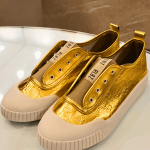 Tênis Dourado Metálico Slip-On